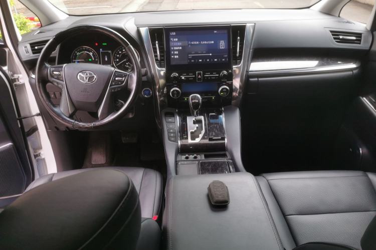 Used Toyota Vellfire 2020 Dual-Engine 2.5L HV Luxury Edition Center Console