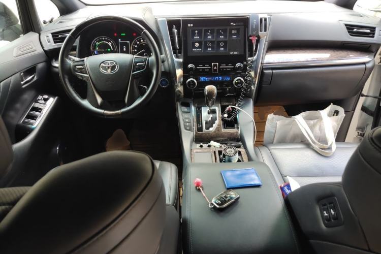 Used Toyota Vellfire 2020 Dual-Engine 2.5L HV Prestige Edition Center Console