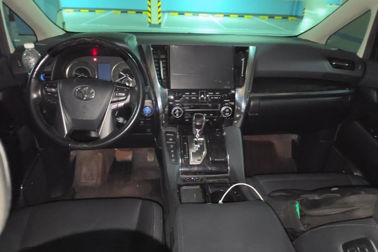Used Toyota Vellfire 2020 Dual-Engine 2.5L HV Luxury Edition Center Console