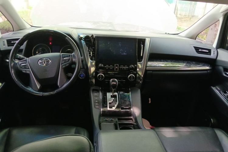 Used Toyota Vellfire 2020 Dual-Engine 2.5L HV Luxury Edition Center Console