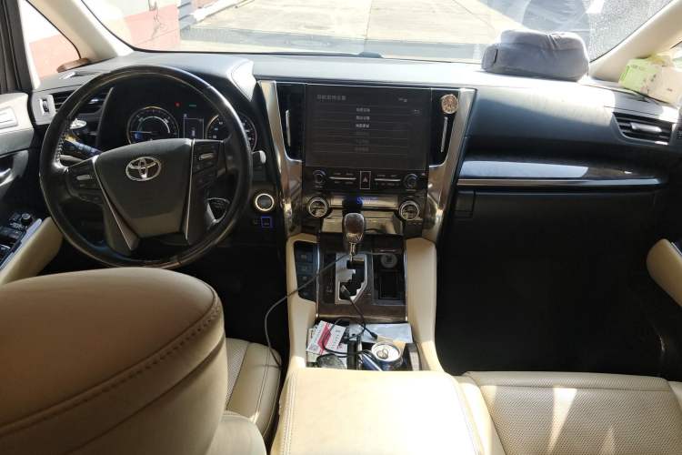 Used Toyota Vellfire 2020 Dual-Engine 2.5L HV Prestige Edition Center Console