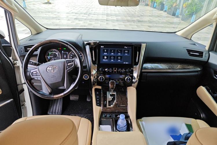 Used Toyota Vellfire 2020 Dual-Engine 2.5L HV Prestige Edition Center Console