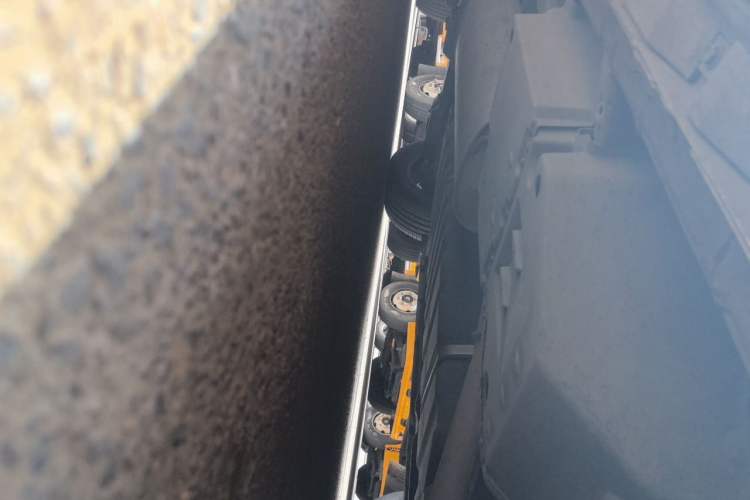 Used Toyota Vellfire 2020 Dual-Engine 2.5L Black Gold Limited Edition Chassis Front Right