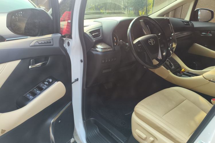 Used Toyota Vellfire 2020 Dual-Engine 2.5L HV Prestige Edition Driver Seat