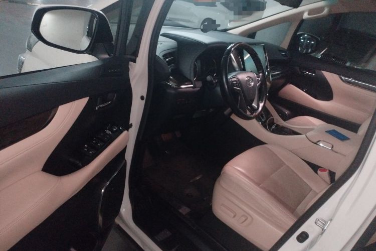 Used Toyota Vellfire 2020 Dual-Engine 2.5L HV Prestige Edition Driver Seat