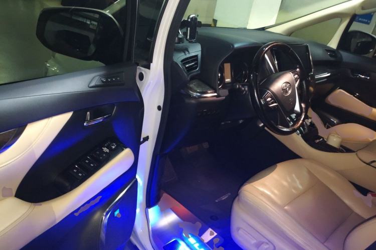 Used Toyota Vellfire 2020 Dual-Engine 2.5L HV Prestige Edition Driver Seat