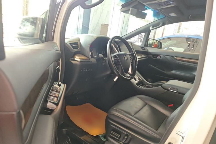 Used Toyota Vellfire 2020 Dual-Engine 2.5L HV Prestige Edition Driver Seat
