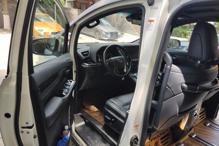 Used Toyota Vellfire 2020 Dual-Engine 2.5L HV Prestige Edition Driver Seat