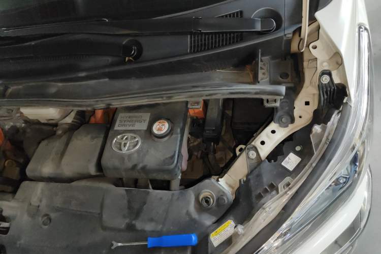Used Toyota Vellfire 2020 Dual-Engine 2.5L HV Luxury Edition Engine Bay Left