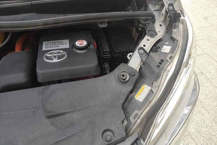 Used Toyota Vellfire 2020 Dual-Engine 2.5L HV Luxury Edition Engine Bay Left