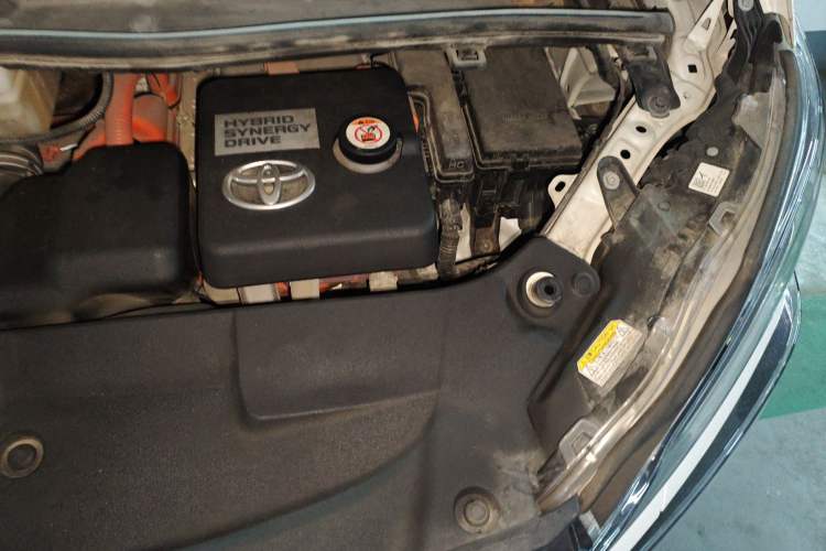 Used Toyota Vellfire 2020 Dual-Engine 2.5L HV Prestige Edition Engine Bay Left