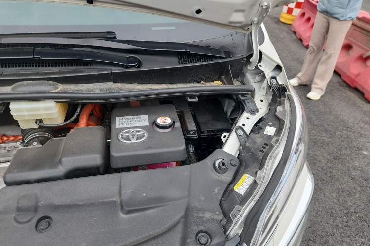 Used Toyota Vellfire 2020 Dual-Engine 2.5L HV Prestige Edition Engine Bay Left