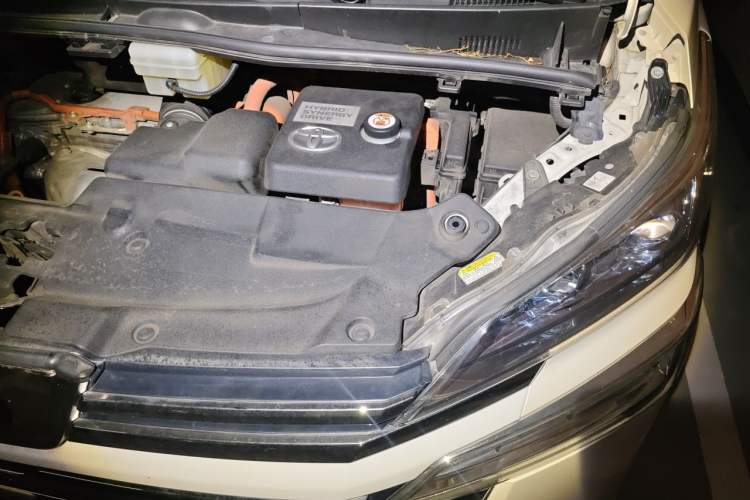 Used Toyota Vellfire 2020 Dual-Engine 2.5L HV Prestige Edition Engine Bay Left