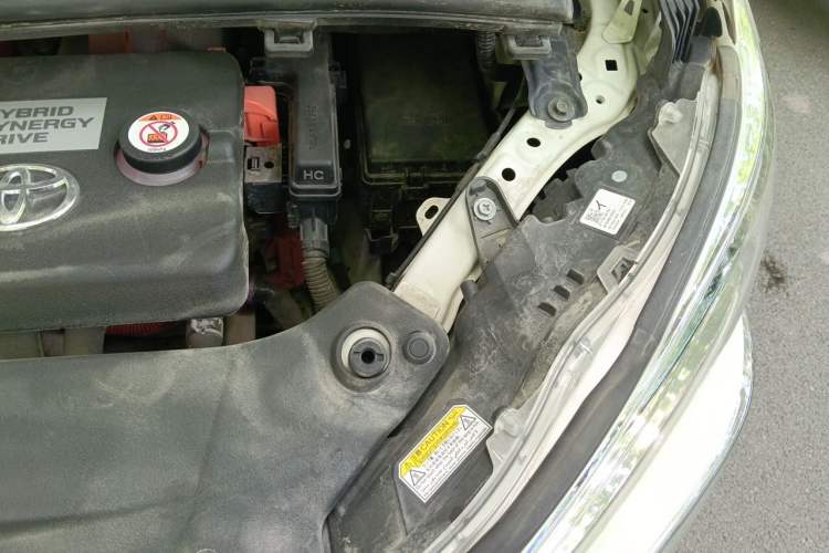 Used Toyota Vellfire 2020 Dual-Engine 2.5L HV Luxury Edition Engine Bay Left