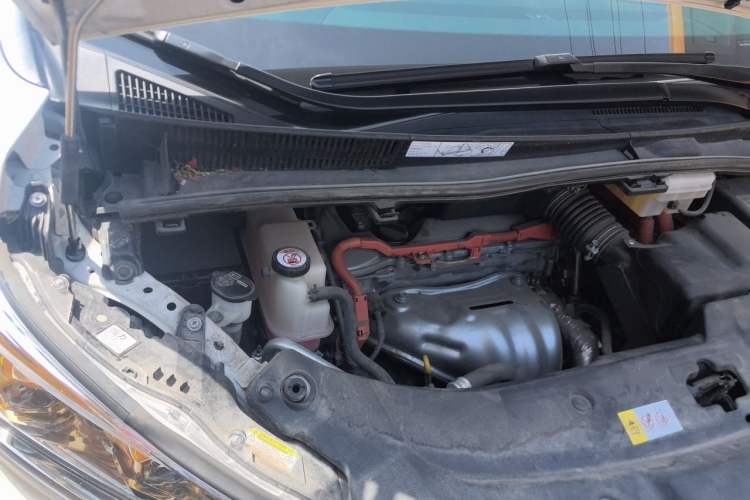 Used Toyota Vellfire 2020 Dual-Engine 2.5L Black Gold Limited Edition Engine Bay Right