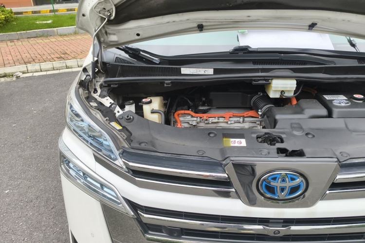 Used Toyota Vellfire 2020 Dual-Engine 2.5L HV Luxury Edition Engine Bay Right