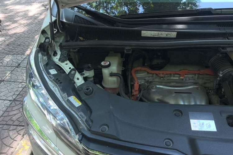 Used Toyota Vellfire 2020 Dual-Engine 2.5L HV Prestige Edition Engine Bay Right