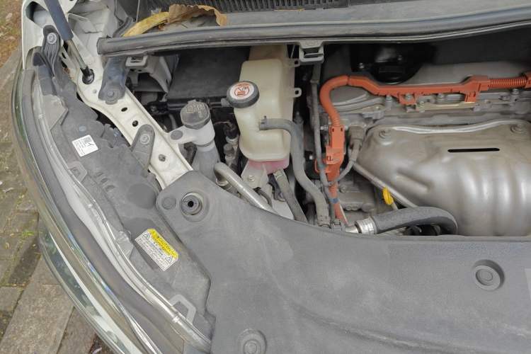 Used Toyota Vellfire 2020 Dual-Engine 2.5L HV Prestige Edition Engine Bay Right