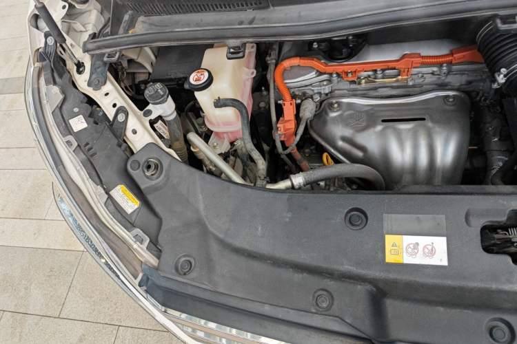 Used Toyota Vellfire 2020 Dual-Engine 2.5L HV Prestige Edition Engine Bay Right