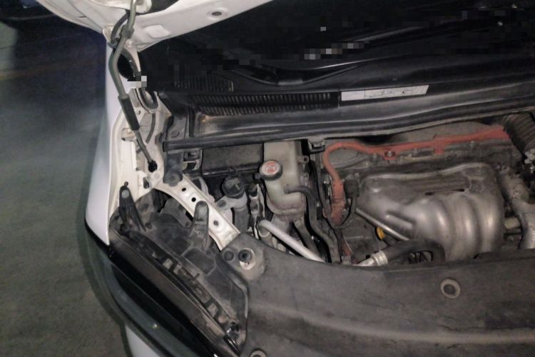 Used Toyota Vellfire 2020 Dual-Engine 2.5L HV Luxury Edition Engine Bay Right