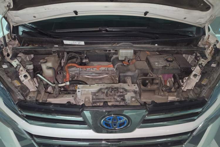 Used Toyota Vellfire 2020 Dual-Engine 2.5L HV Luxury Edition Engine Bay