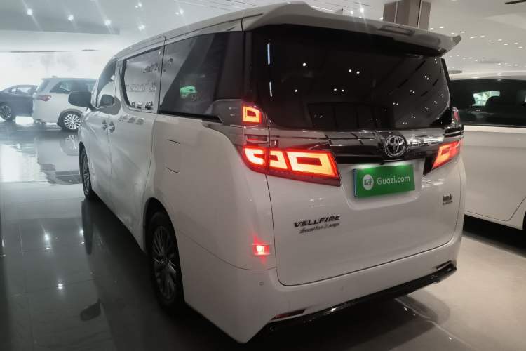 Used Toyota Vellfire 2020 Dual-Engine 2.5L HV Prestige Edition Exterior 2