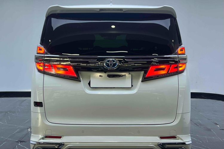 Used Toyota Vellfire 2020 Dual-Engine 2.5L HV Prestige Edition Exterior 3