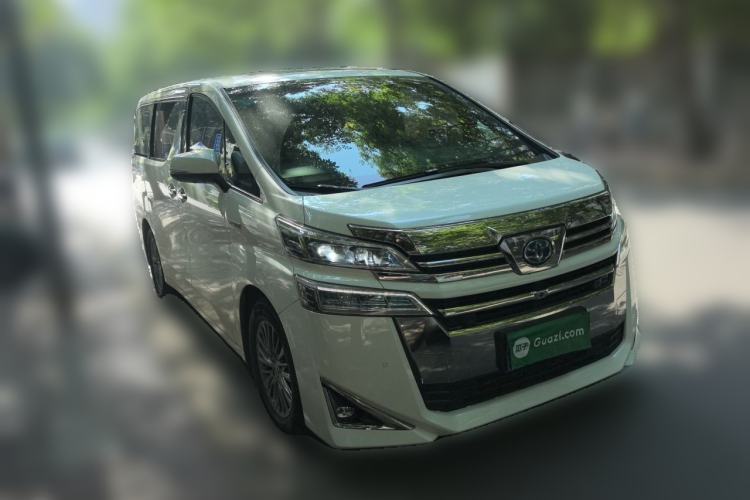 Used Toyota Vellfire 2020 Dual-Engine 2.5L HV Prestige Edition Front Right 45 Deg