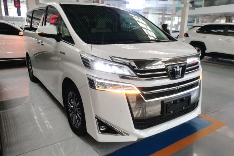 Used Toyota Vellfire 2020 Dual-Engine 2.5L HV Prestige Edition Front Right 45 Deg