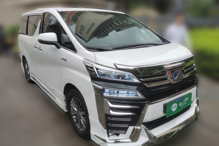 Used Toyota Vellfire 2020 Dual-Engine 2.5L HV Luxury Edition Front Right 45 Deg