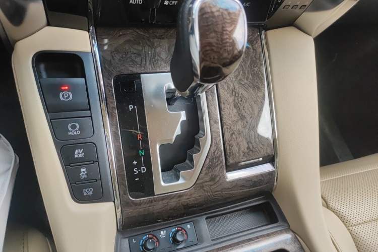 Used Toyota Vellfire 2020 Dual-Engine 2.5L HV Luxury Edition Gear Lever