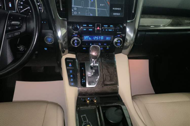 Used Toyota Vellfire 2020 Dual-Engine 2.5L HV Prestige Edition Gear Lever