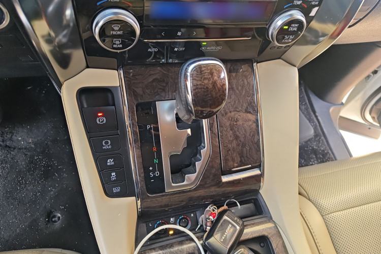 Used Toyota Vellfire 2020 Dual-Engine 2.5L HV Prestige Edition Gear Lever