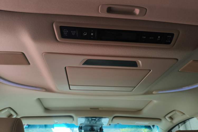 Used Toyota Vellfire 2020 Dual-Engine 2.5L HV Prestige Edition Headliner