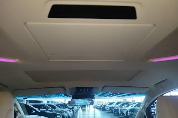 Used Toyota Vellfire 2020 Dual-Engine 2.5L Black Gold Limited Edition Headliner