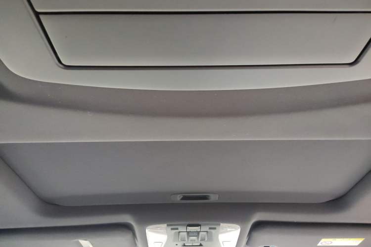 Used Toyota Vellfire 2020 Dual-Engine 2.5L HV Prestige Edition Headliner