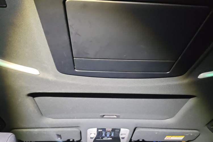 Used Toyota Vellfire 2020 Dual-Engine 2.5L HV Prestige Edition Headliner