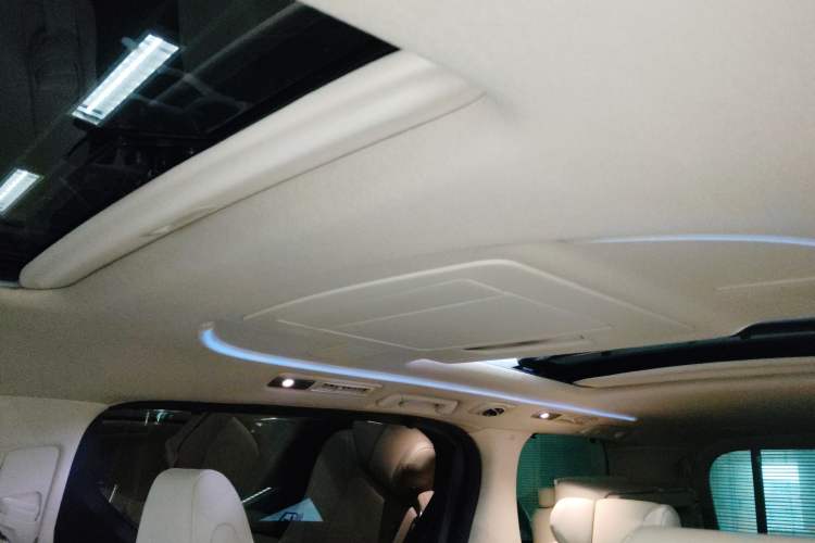 Used Toyota Vellfire 2020 Dual-Engine 2.5L HV Prestige Edition Headliner