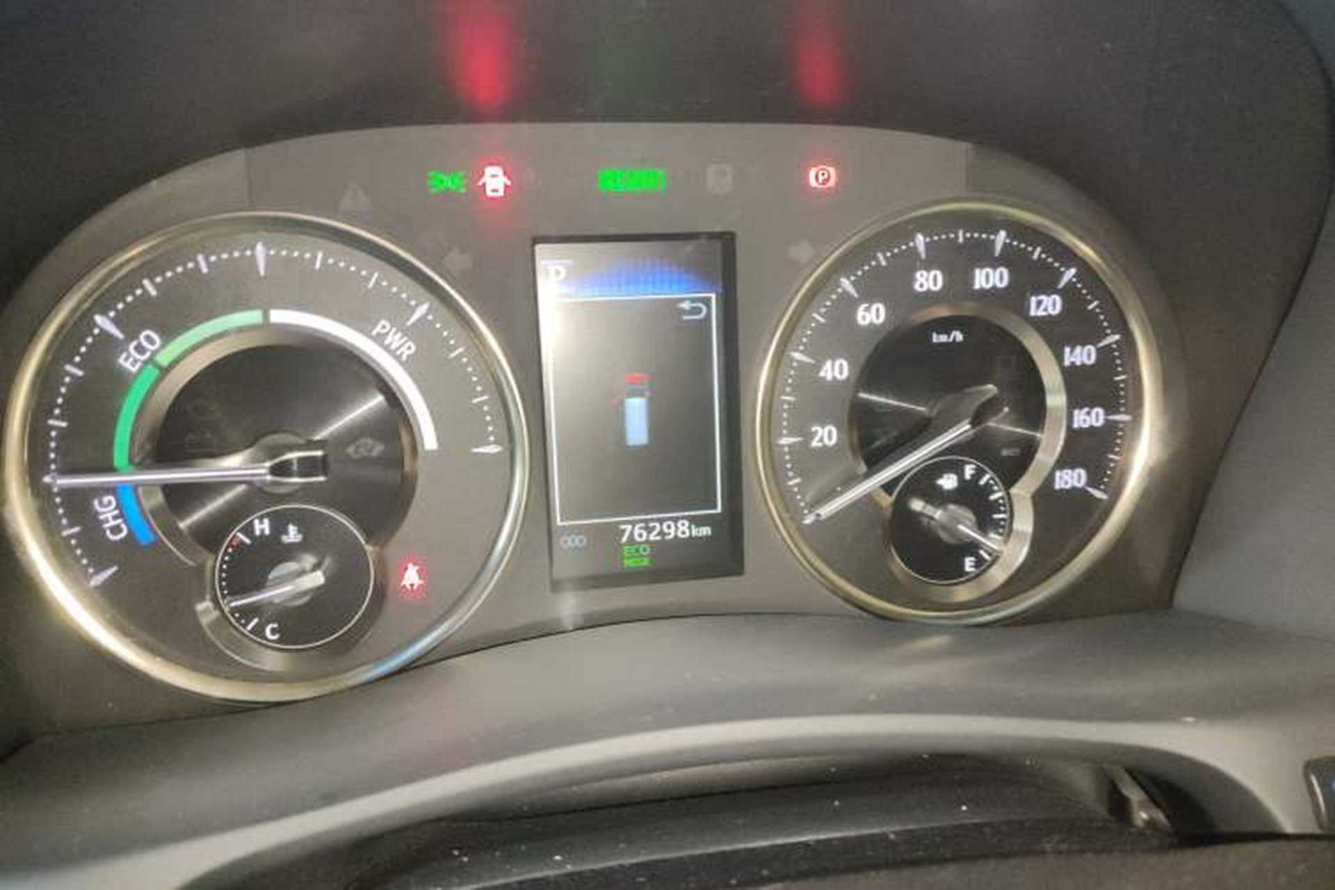 Used Toyota Vellfire 2020 Dual-Engine 2.5L HV Prestige Edition Instrument Cluster
