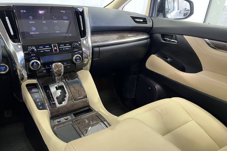 Used Toyota Vellfire 2020 Dual-Engine 2.5L HV Prestige Edition Interior 11