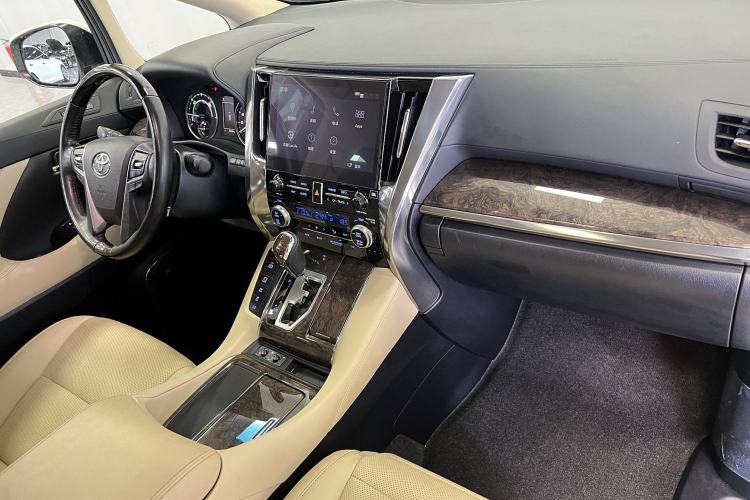 Used Toyota Vellfire 2020 Dual-Engine 2.5L HV Prestige Edition Interior 12