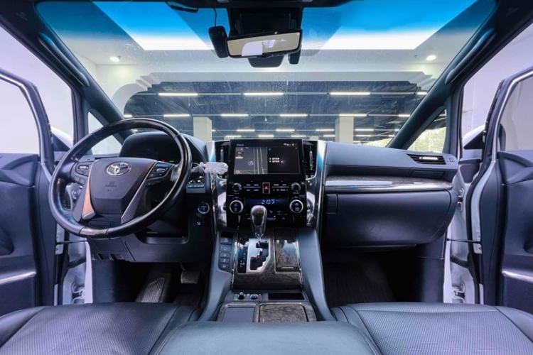Used Toyota Vellfire 2020 Dual-Engine 2.5L HV Prestige Edition Interior 13