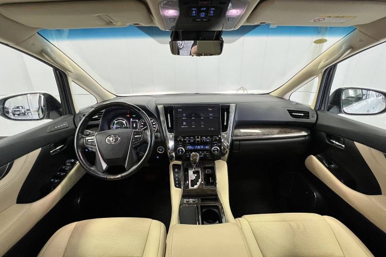 Used Toyota Vellfire 2020 Dual-Engine 2.5L HV Prestige Edition Interior 4