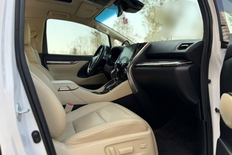 Used Toyota Vellfire 2020 Dual-Engine 2.5L HV Prestige Edition Interior 5