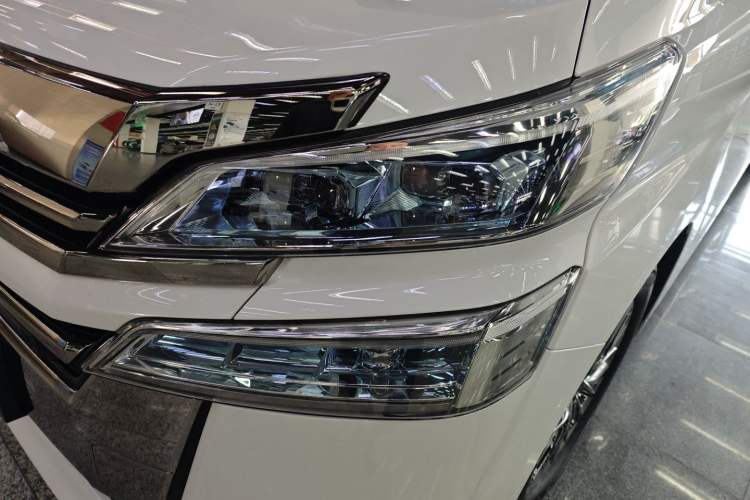 Used Toyota Vellfire 2020 Dual-Engine 2.5L HV Luxury Edition Left Front Headlight