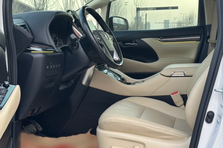 Used Toyota Vellfire 2020 Dual-Engine 2.5L HV Prestige Edition Left Front Seat