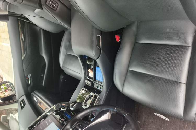 Used Toyota Vellfire 2020 Dual-Engine 2.5L HV Luxury Edition Left Front Seat