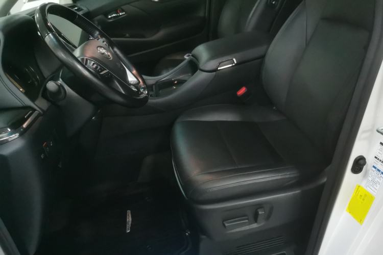 Used Toyota Vellfire 2020 Dual-Engine 2.5L HV Luxury Edition Left Front Seat