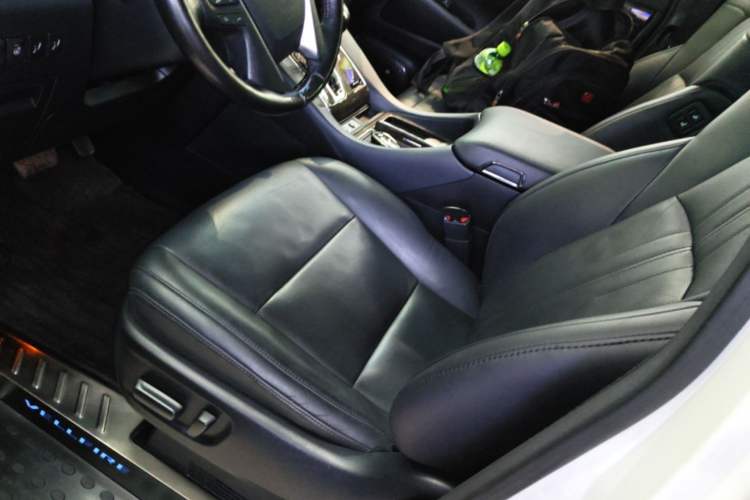 Used Toyota Vellfire 2020 Dual-Engine 2.5L HV Prestige Edition Left Front Seat