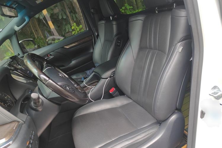 Used Toyota Vellfire 2020 Dual-Engine 2.5L HV Prestige Edition Left Front Seat